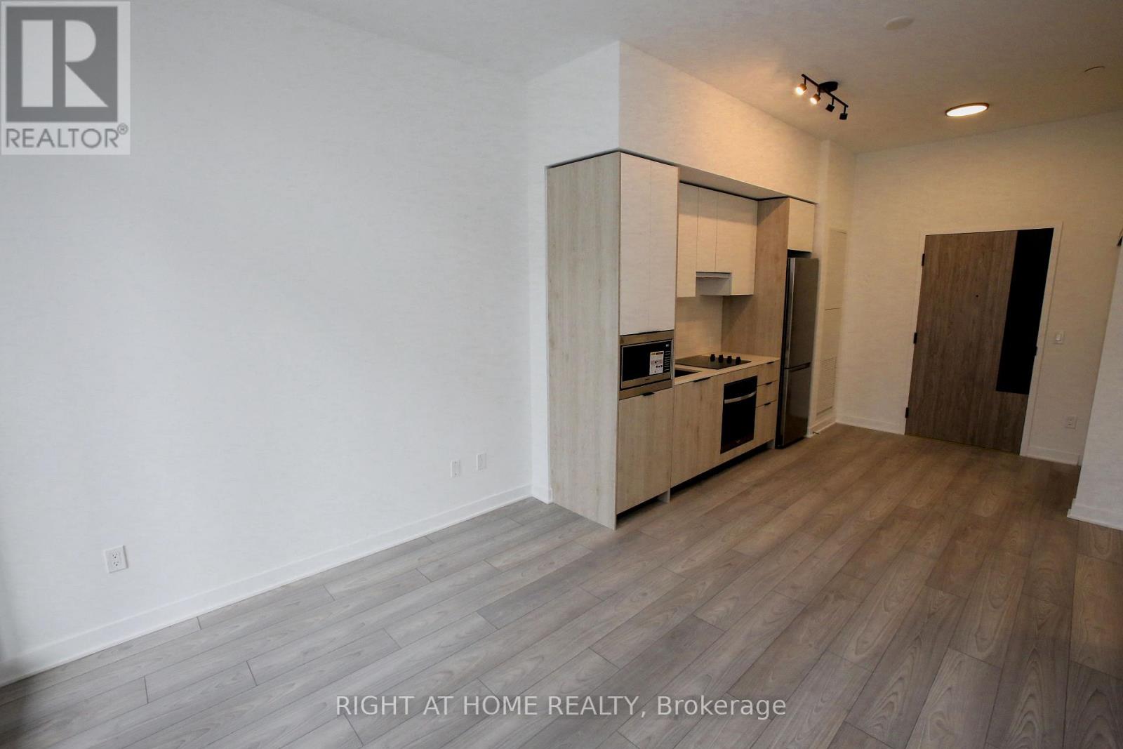 209 - 1007 The Queensway, Toronto, Ontario M8Z 0C6 - Photo 11 - W12549844