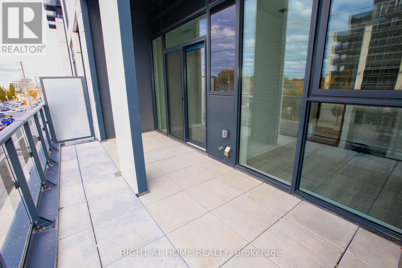 209 - 1007 The Queensway, Toronto, Ontario M8Z 0C6 - Photo 27 - W12549844