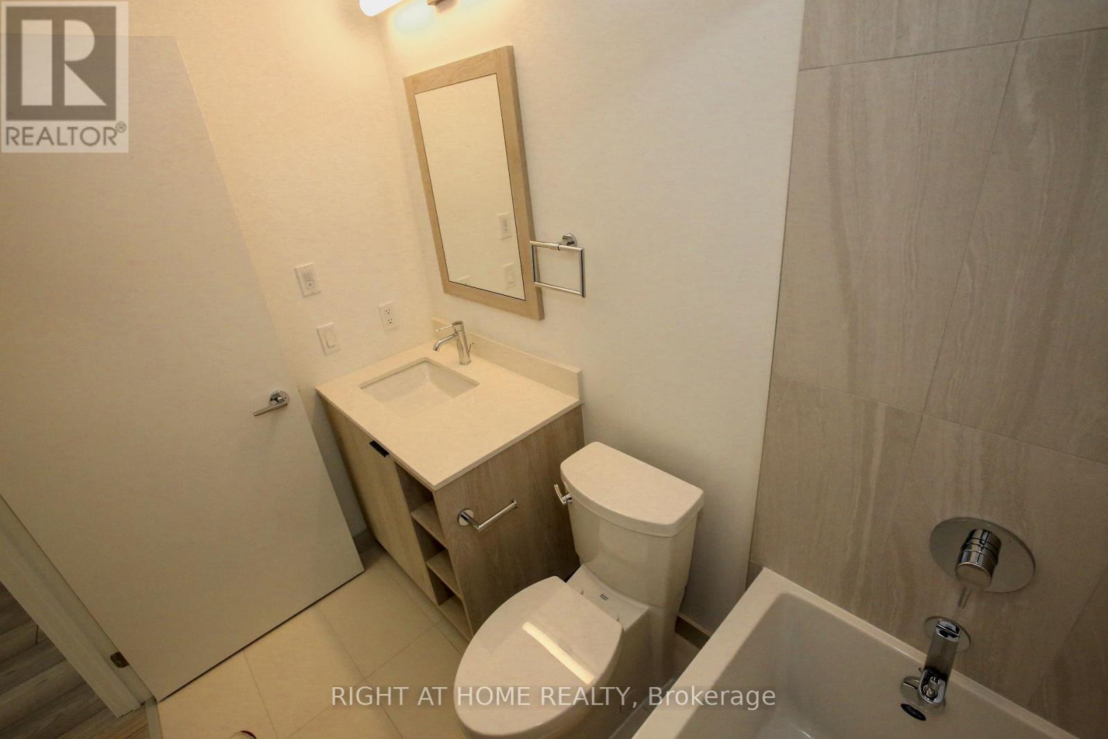 209 - 1007 The Queensway, Toronto, Ontario M8Z 0C6 - Photo 31 - W12549844