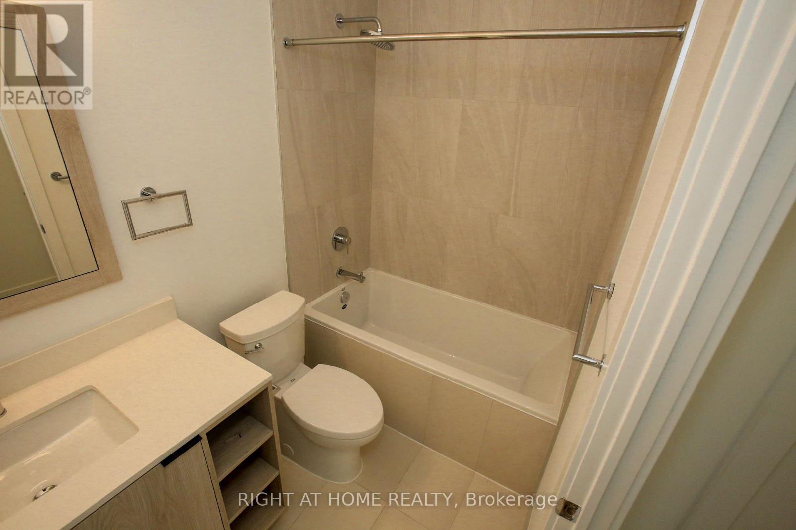 209 - 1007 The Queensway, Toronto, Ontario M8Z 0C6 - Photo 32 - W12549844