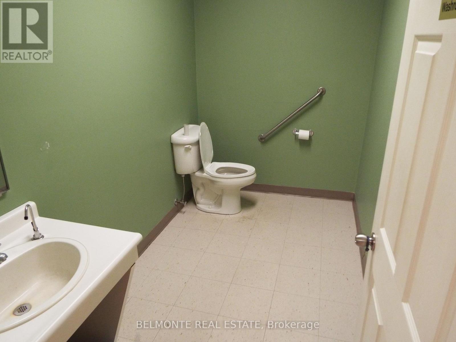 202 - 378 King Street W, Oshawa, Ontario L1J 2J9 - Photo 6 - E12549852