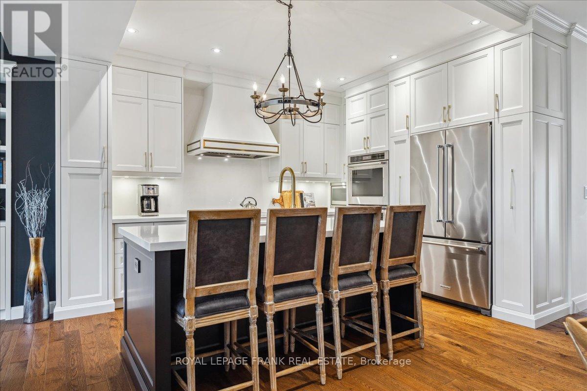 17 - 2401 Fifth Line W, Mississauga, Ontario L5K 1V9 - Photo 11 - W12549854