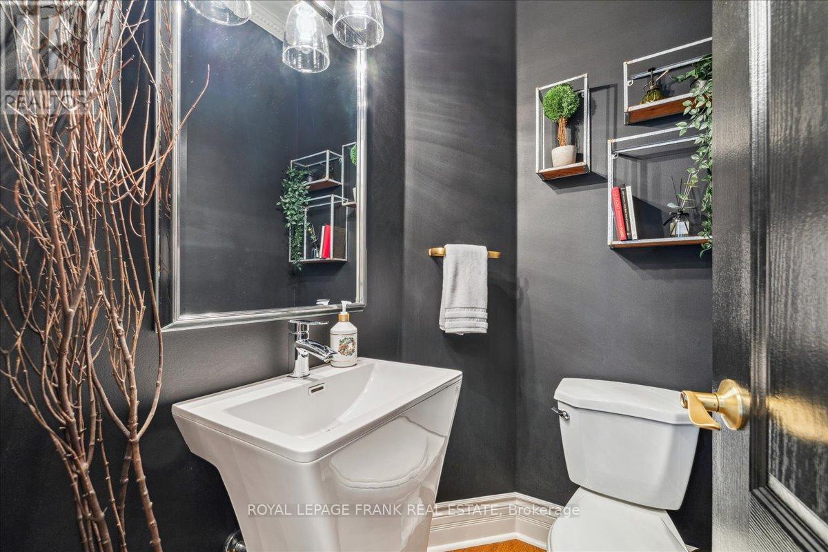 17 - 2401 Fifth Line W, Mississauga, Ontario L5K 1V9 - Photo 16 - W12549854