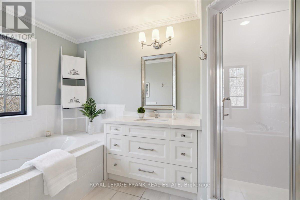 17 - 2401 Fifth Line W, Mississauga, Ontario L5K 1V9 - Photo 19 - W12549854