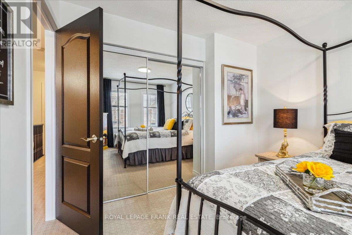 17 - 2401 Fifth Line W, Mississauga, Ontario L5K 1V9 - Photo 22 - W12549854