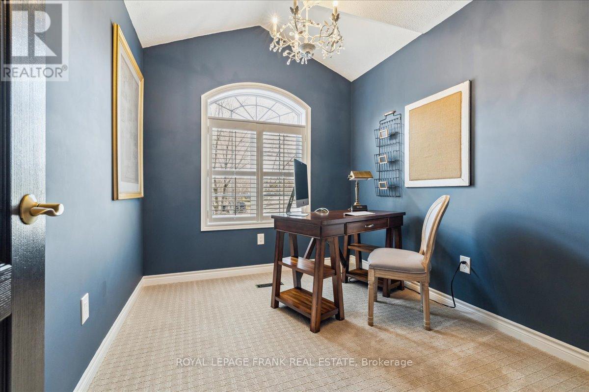 17 - 2401 Fifth Line W, Mississauga, Ontario L5K 1V9 - Photo 23 - W12549854