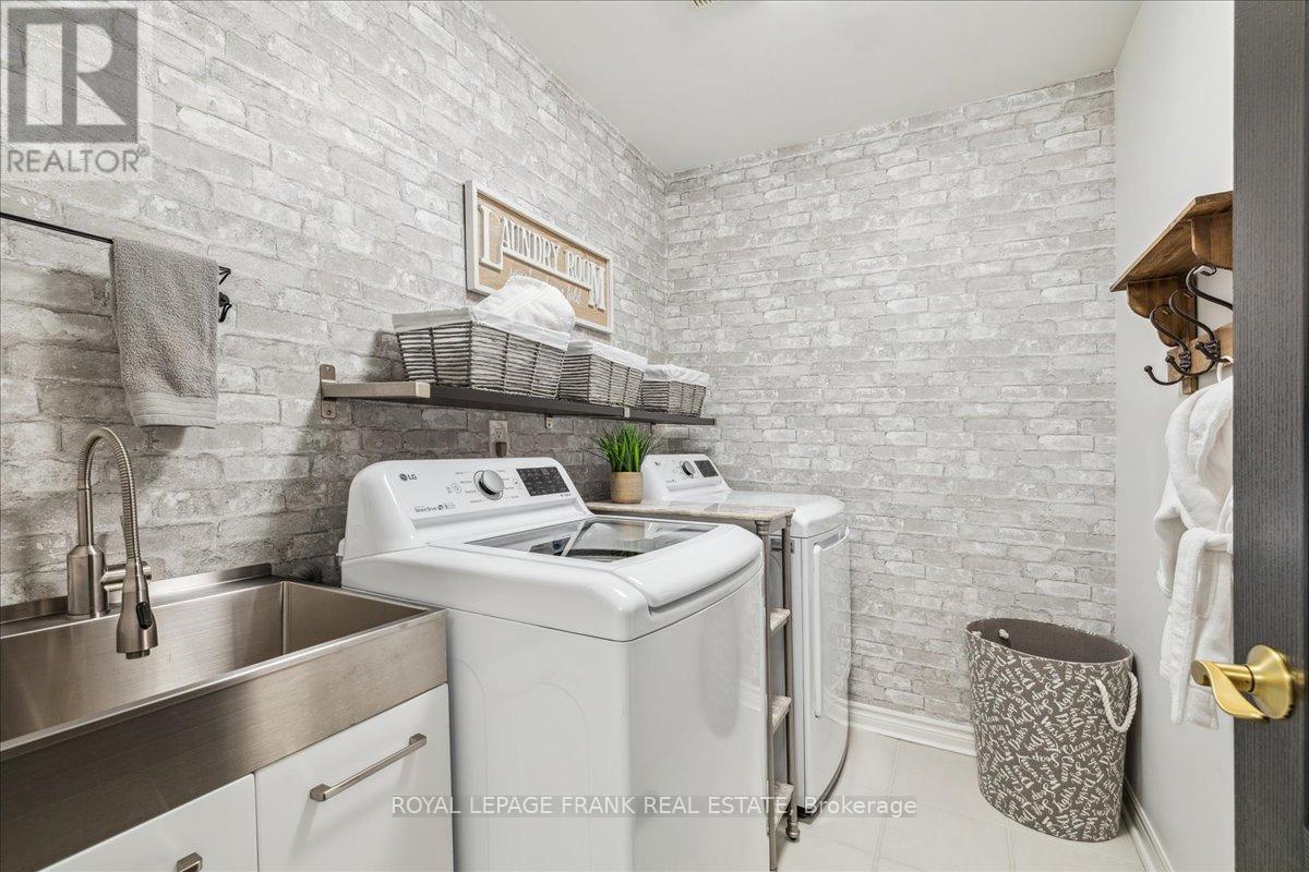 17 - 2401 Fifth Line W, Mississauga, Ontario L5K 1V9 - Photo 25 - W12549854