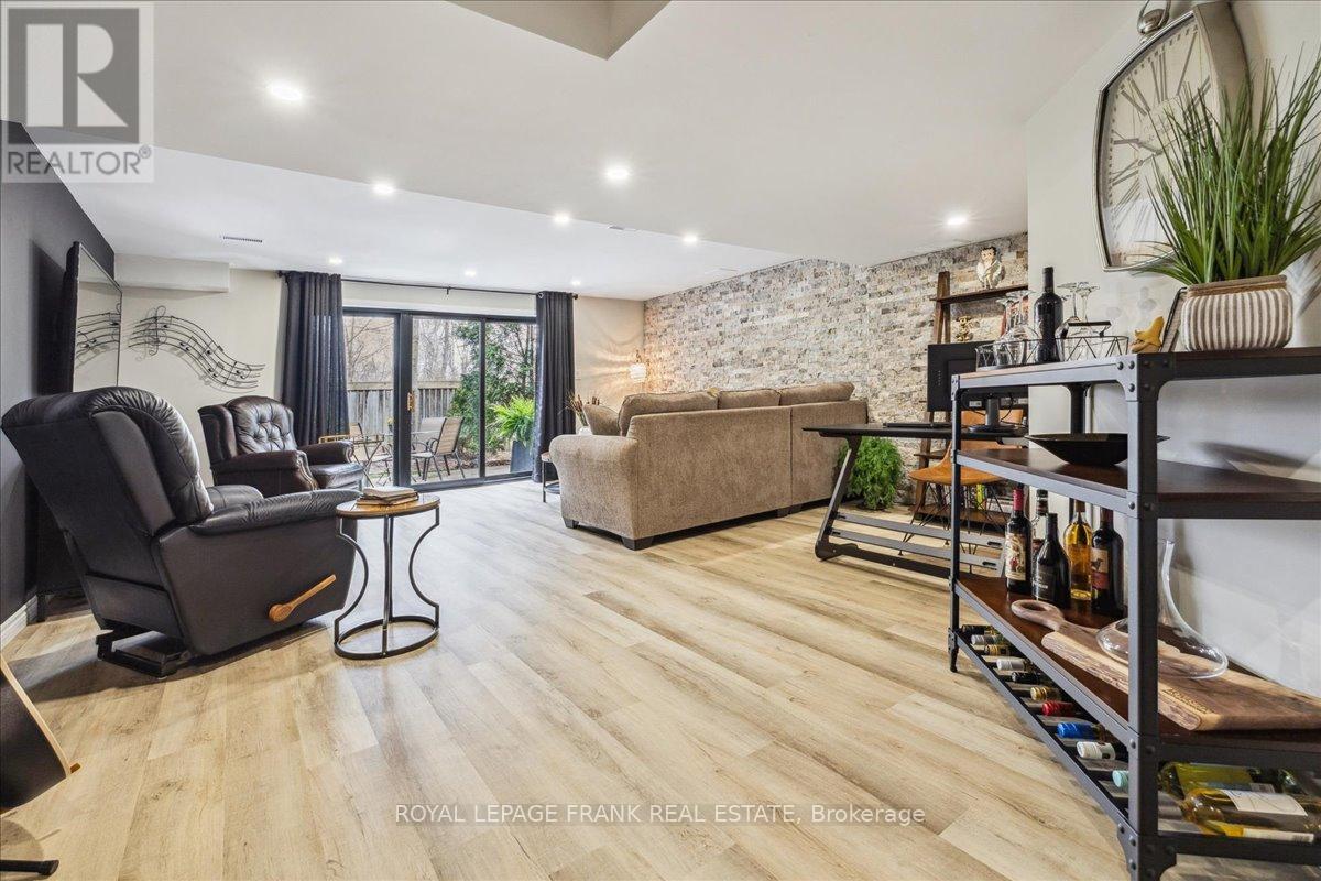 17 - 2401 Fifth Line W, Mississauga, Ontario L5K 1V9 - Photo 27 - W12549854