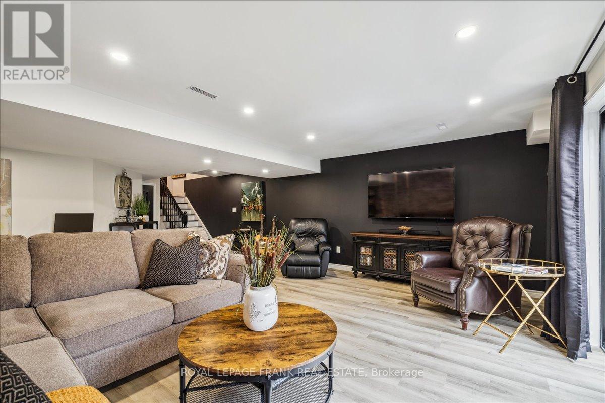 17 - 2401 Fifth Line W, Mississauga, Ontario L5K 1V9 - Photo 31 - W12549854