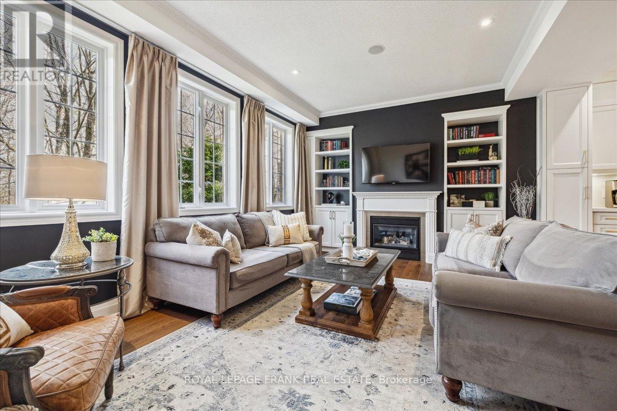 17 - 2401 Fifth Line W, Mississauga, Ontario L5K 1V9 - Photo 8 - W12549854