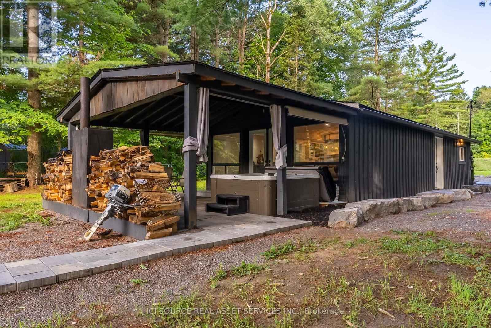 3526 Monck Road, Kawartha Lakes, Ontario K0M 2L0 - Photo 7 - X12549850