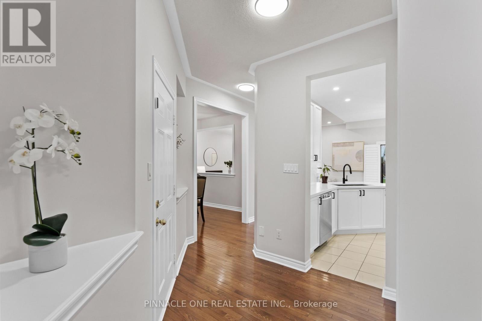 93 Florence Drive, Whitby, Ontario L1R 0K4 - Photo 13 - E12549714