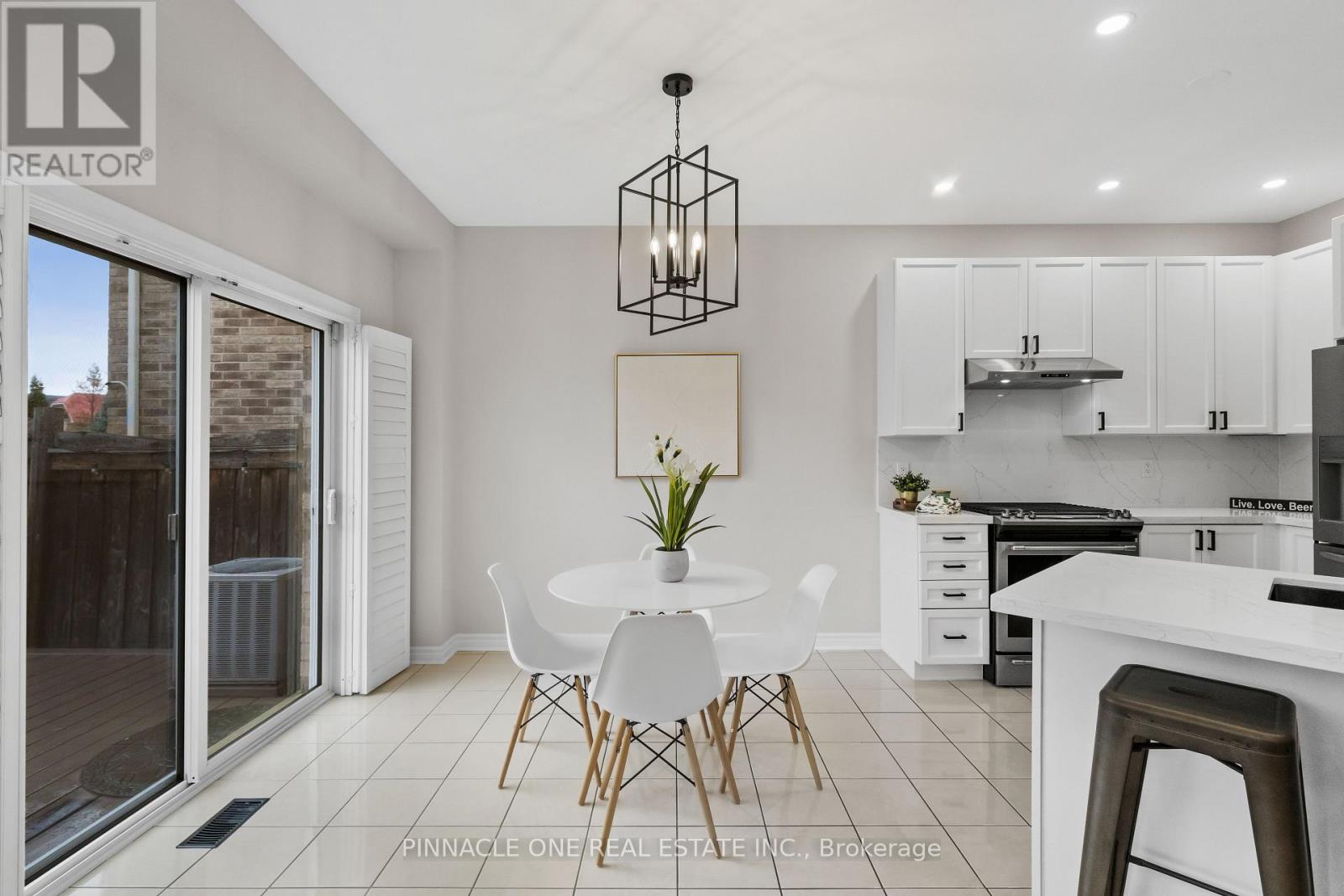 93 Florence Drive, Whitby, Ontario L1R 0K4 - Photo 22 - E12549714