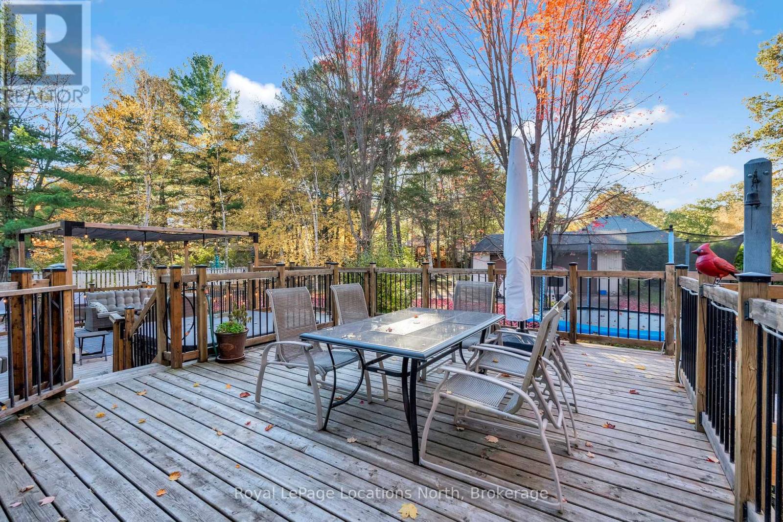 266 45th Street S, Wasaga Beach, Ontario L9Z 1R3 - Photo 10 - S12485492