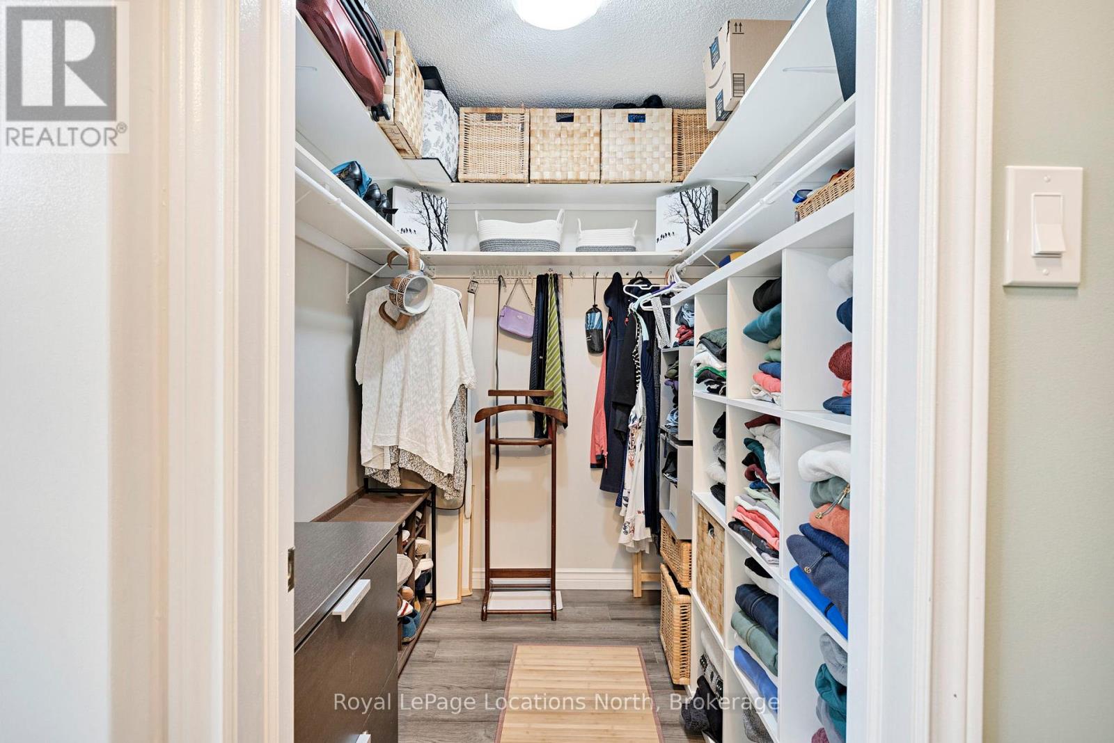 266 45th Street S, Wasaga Beach, Ontario L9Z 1R3 - Photo 38 - S12485492