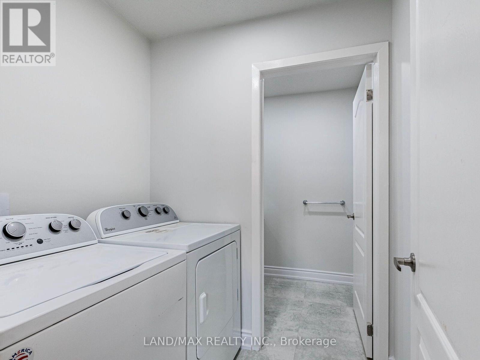 Upper - 7738 Kittridge Drive, Mississauga, Ontario L4T 3J6 - Photo 19 - W12549856