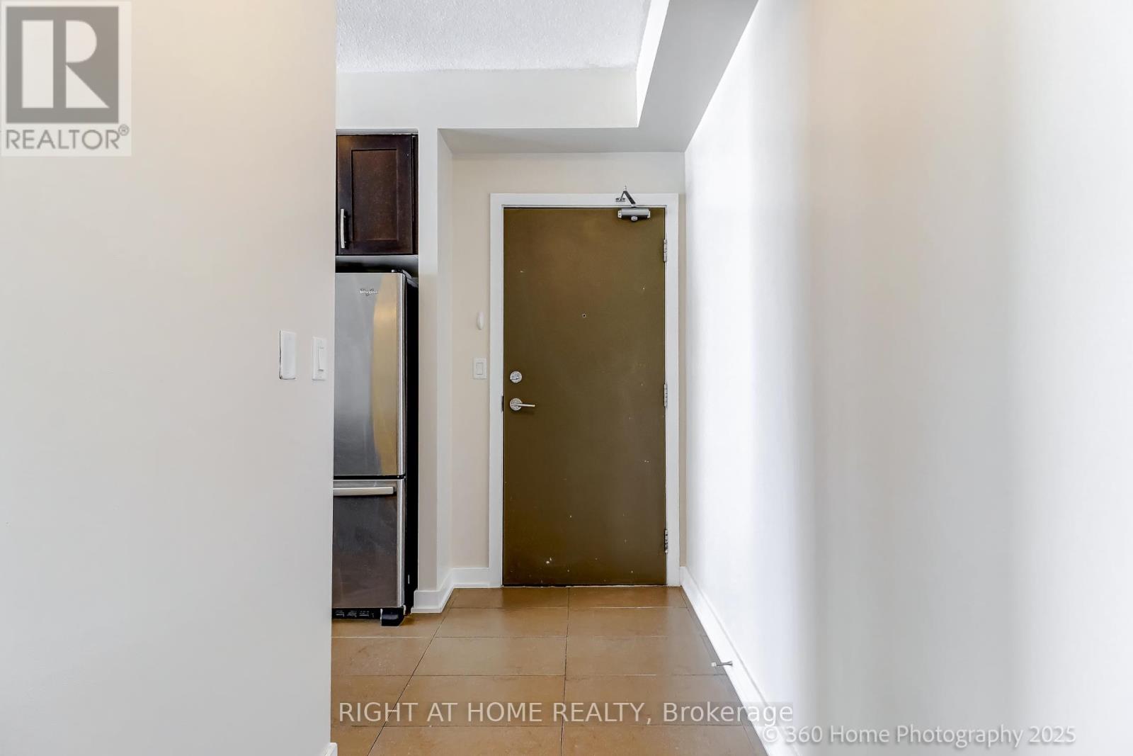 3501 - 4065 Brickstone Mews, Mississauga, Ontario L5B 0G3 - Photo 4 - W12549868