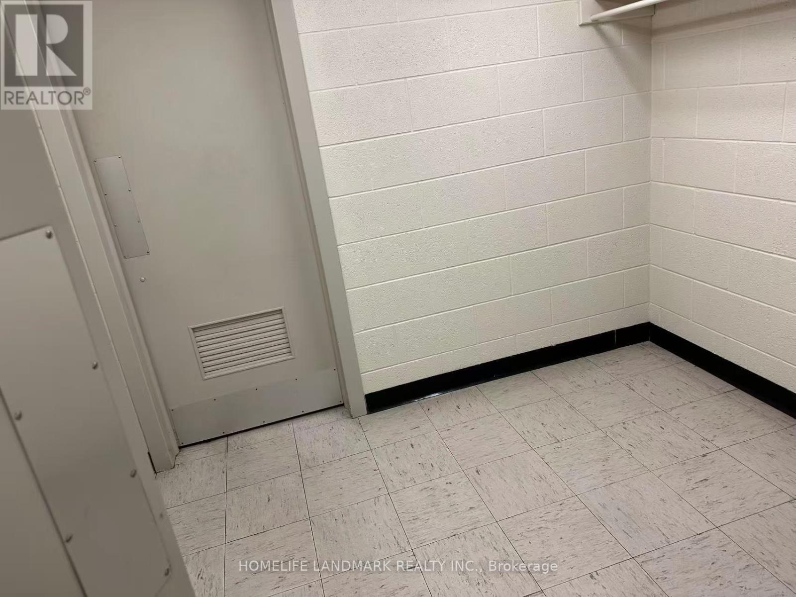 61 Jarvis Street, Fort Erie, Ontario L2A 2S3 - Photo 14 - X12549866