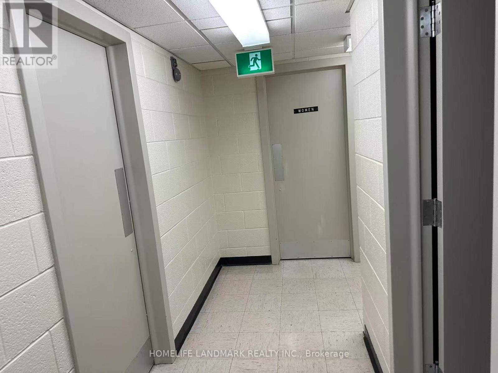 61 Jarvis Street, Fort Erie, Ontario L2A 2S3 - Photo 22 - X12549866