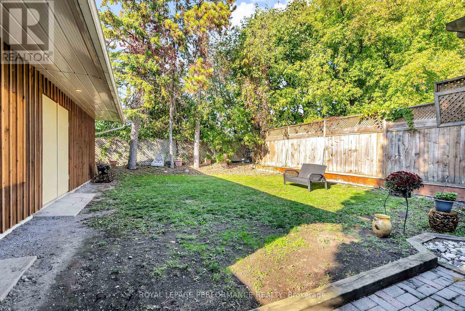 543 Fifth Street E, Cornwall, Ontario K6H 2M6 - Photo 27 - X12436153