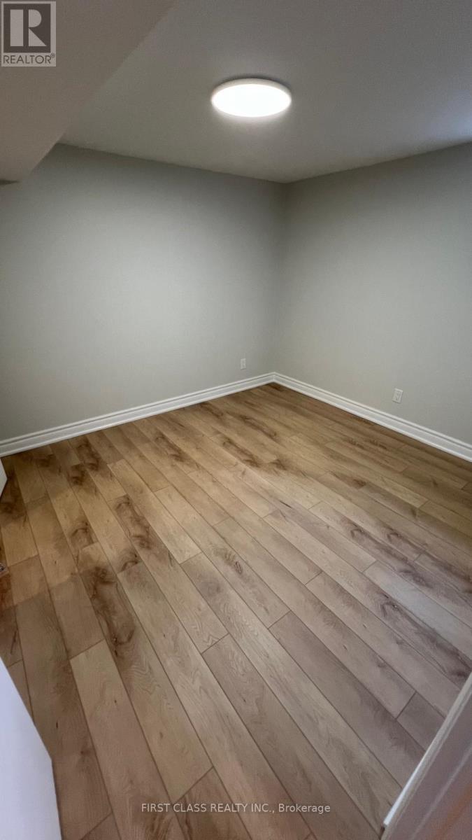 Basement - 989 Mcbride Avenue, Mississauga, Ontario  L5C 1M2 - Photo 2 - W12549878