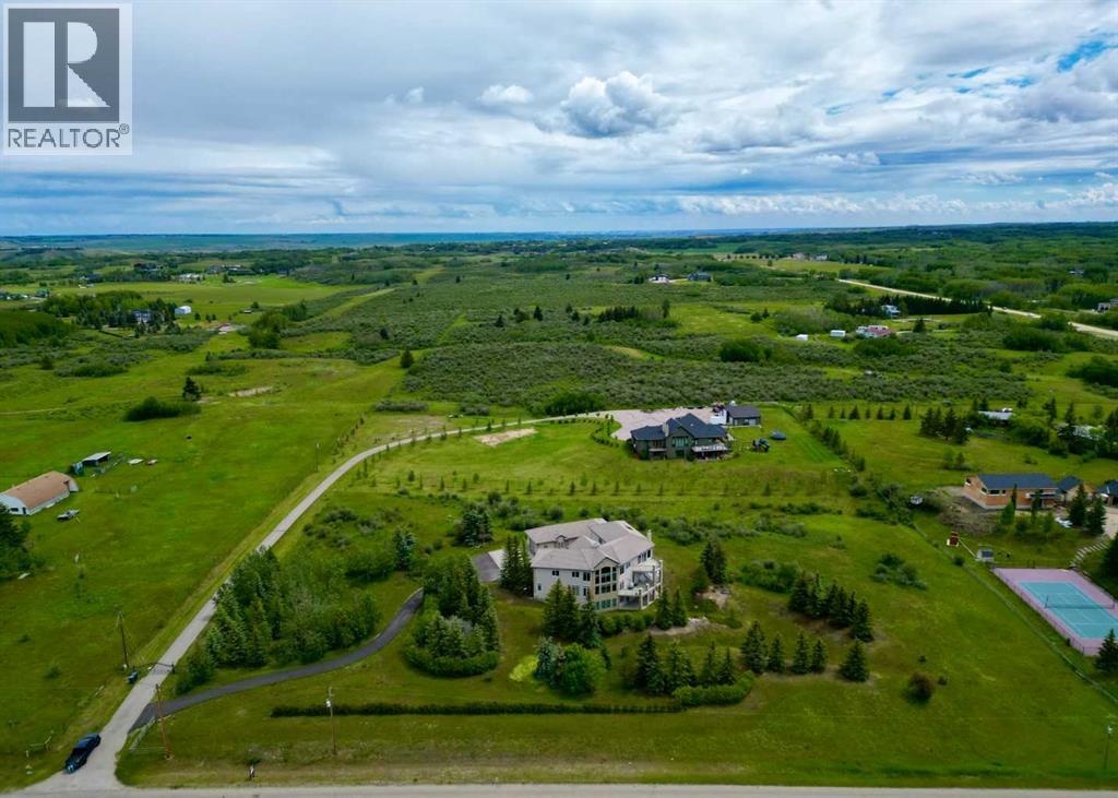 262060 Range Road 33, Rural Rocky View County, Alberta  T4C 0G6 - Photo 4 - A2237628