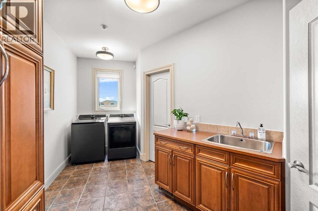 262060 Range Road 33, Rural Rocky View County, Alberta  T4C 0G6 - Photo 23 - A2237628