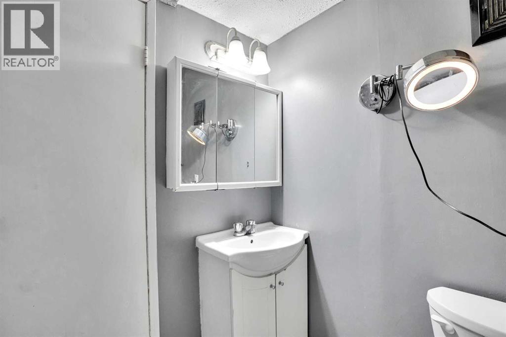 52 Pennsburg Way Se, Calgary, Alberta  T2A 2J5 - Photo 22 - A2270282