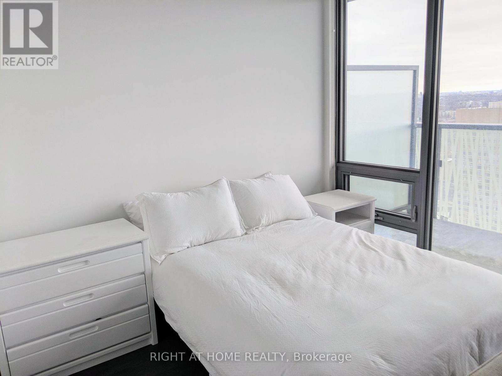 4310 - 50 Charles Street E, Toronto, Ontario M4Y 0C3 - Photo 7 - C12549902