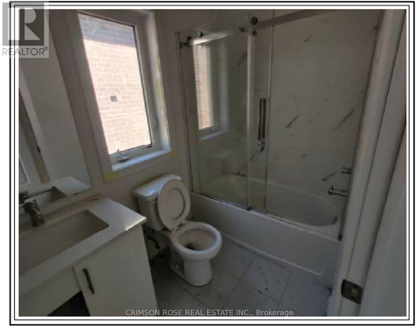 Upper Unit - 59 Danielle Moore Circle, Toronto, Ontario M1P 0G9 - Photo 10 - E12549900