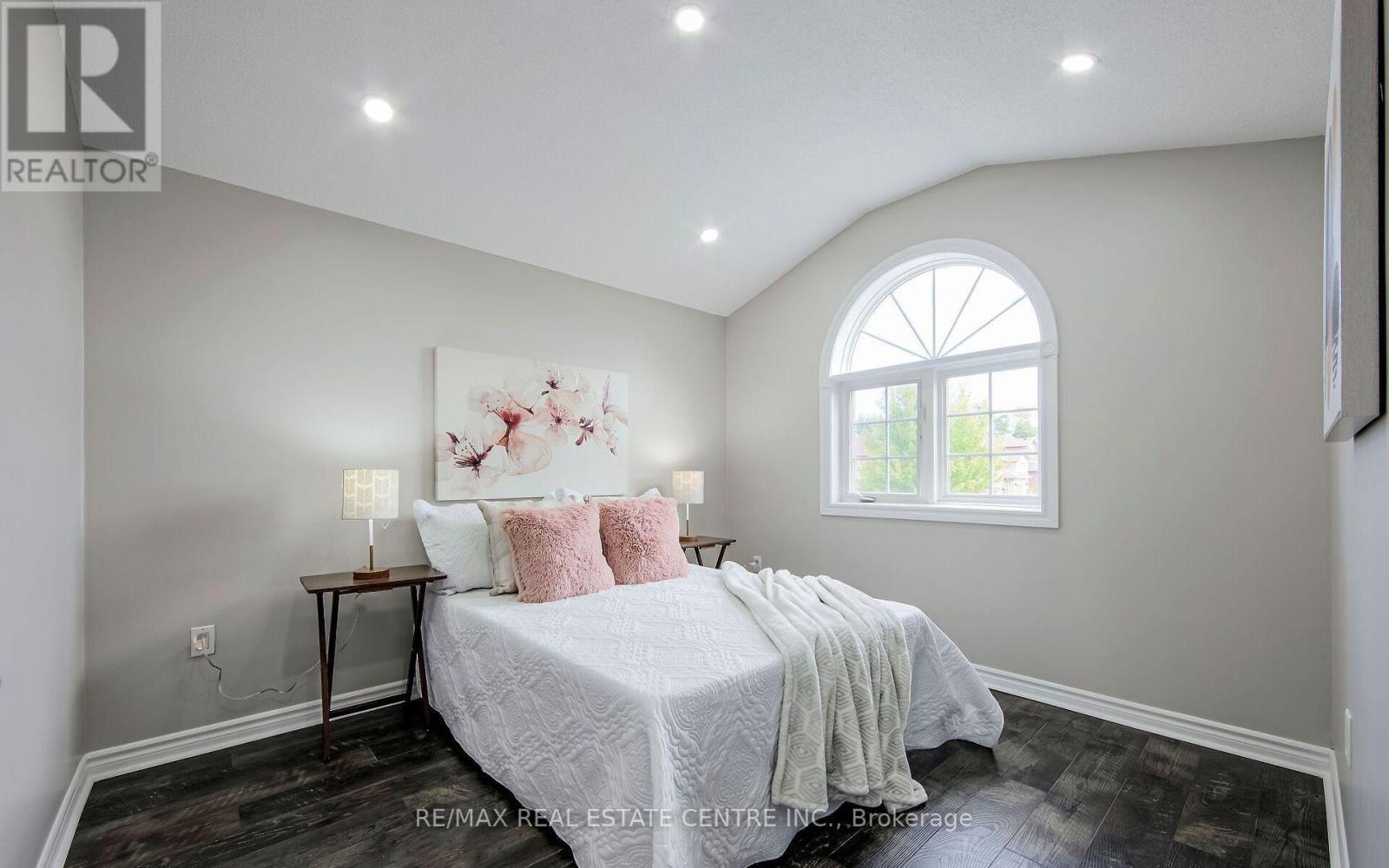 11 Priscilla's Place, Barrie, Ontario L4N 5X4 - Photo 23 - S12549888