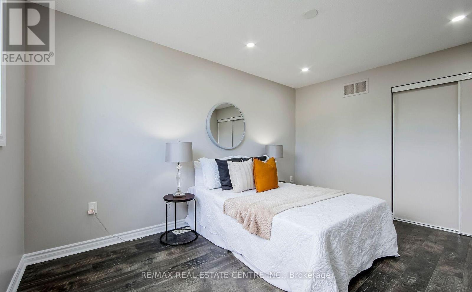 11 Priscilla's Place, Barrie, Ontario L4N 5X4 - Photo 25 - S12549888