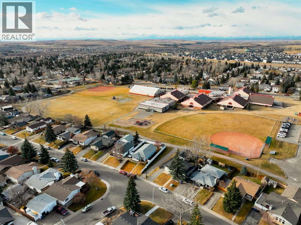 179 Crystal Shores Grove W, Okotoks, Alberta  T1S 1Y2 - Photo 46 - A2269991