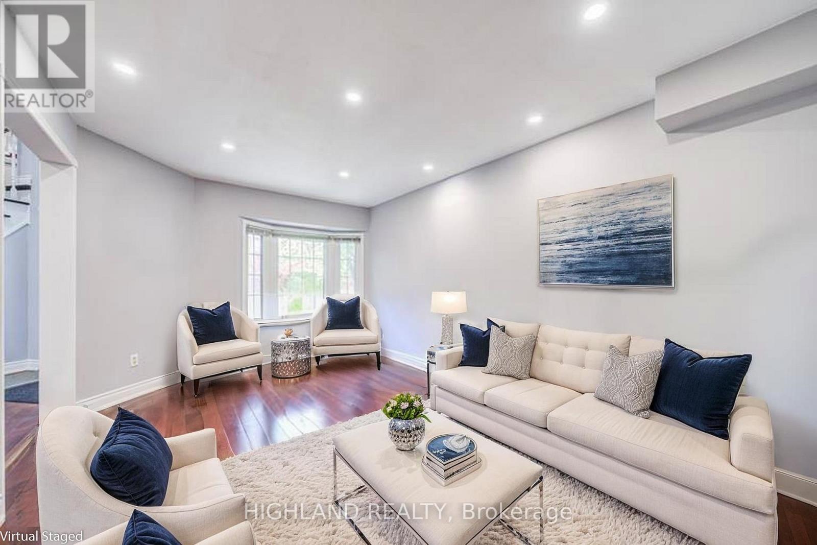 4781 Crystal Rose Drive, Mississauga, Ontario L5V 1G9 - Photo 9 - W12516918