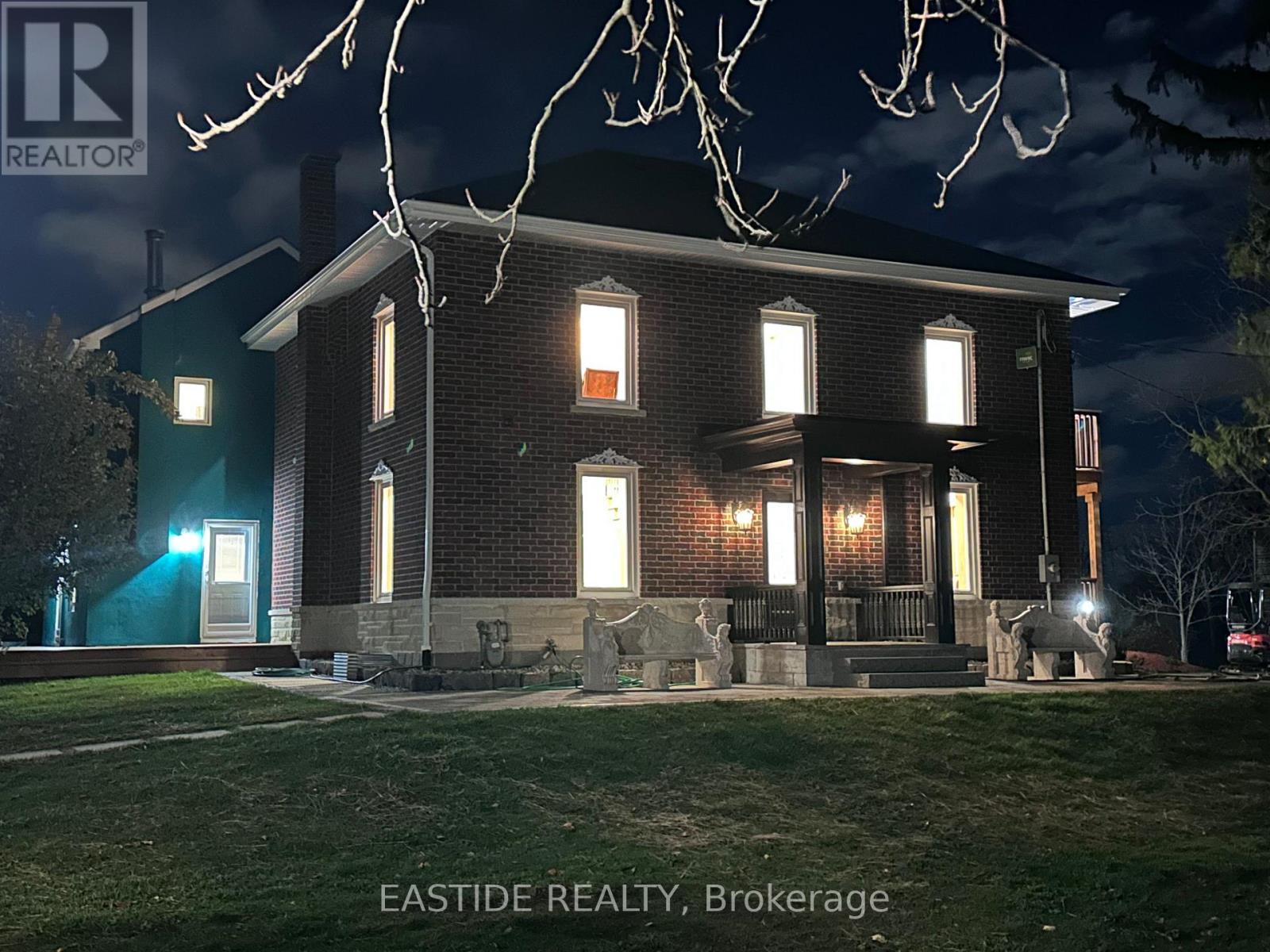 5255 Philp Road, Lincoln, Ontario L3J 2E8 - Photo 8 - X12549882