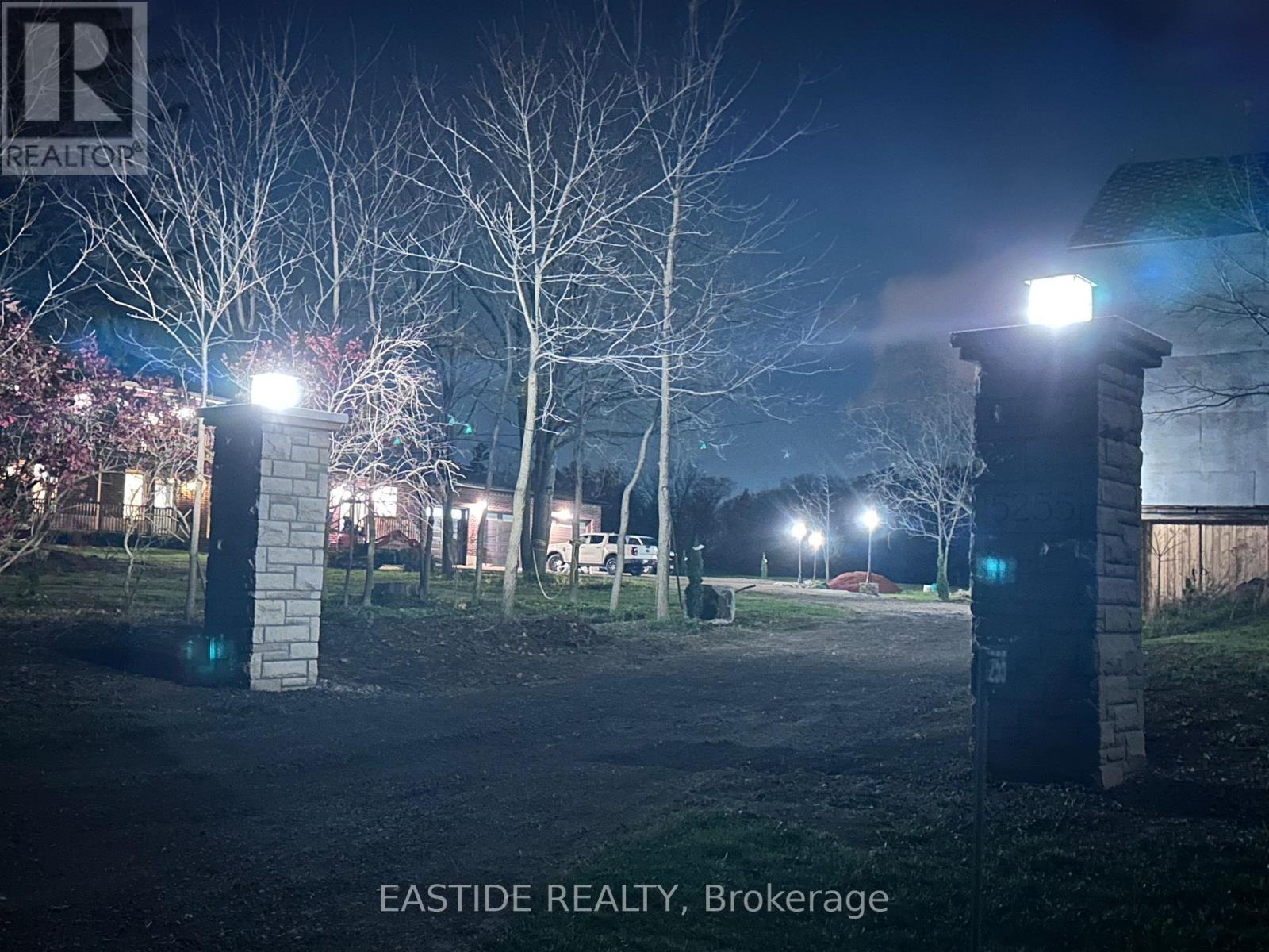 5255 Philp Road, Lincoln, Ontario L3J 2E8 - Photo 9 - X12549882