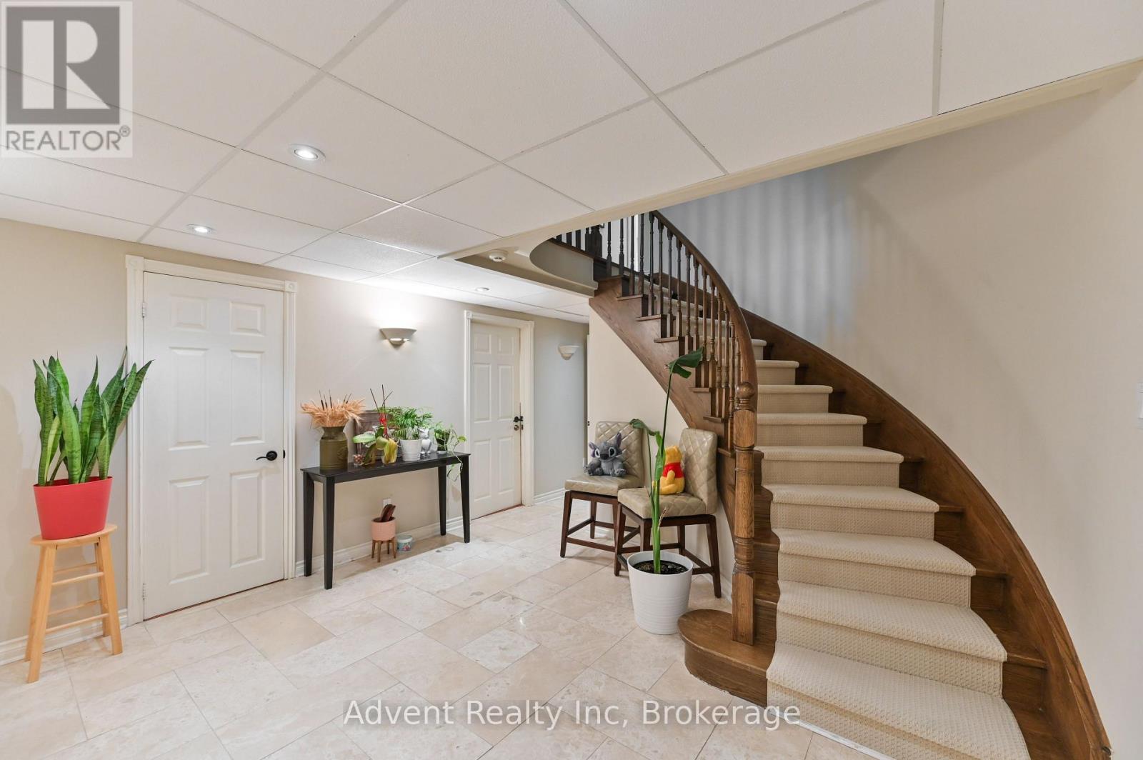 28 Delhi Crescent, Markham, Ontario L3R 4J6 - Photo 27 - N12549912