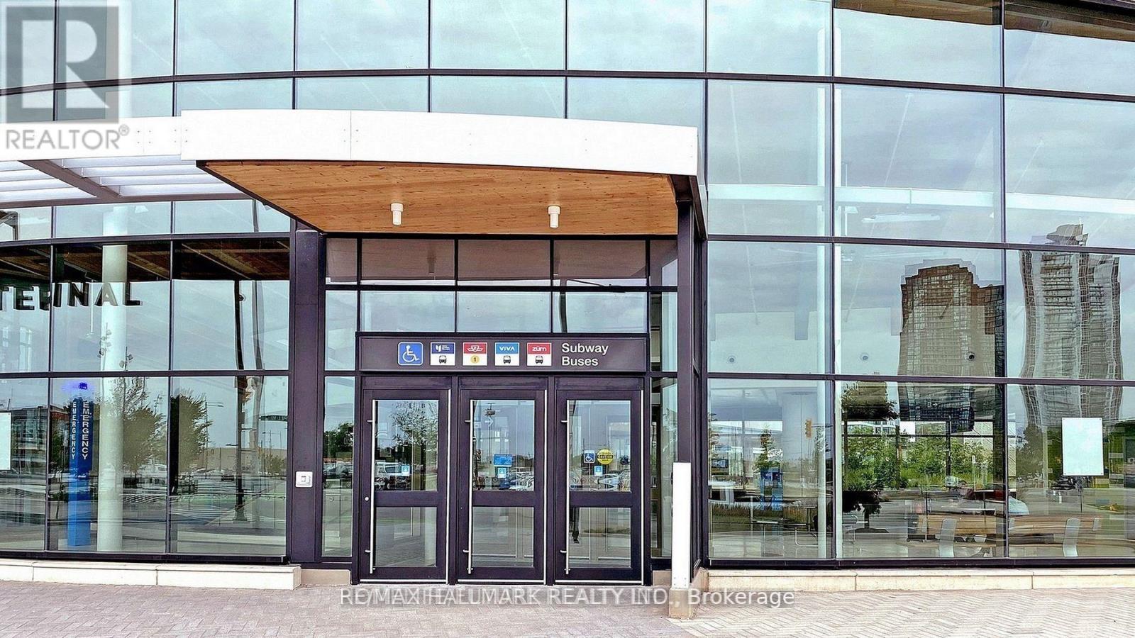 4009 - 5 Buttermill Avenue, Vaughan, Ontario L4K 0J5 - Photo 19 - N12549914