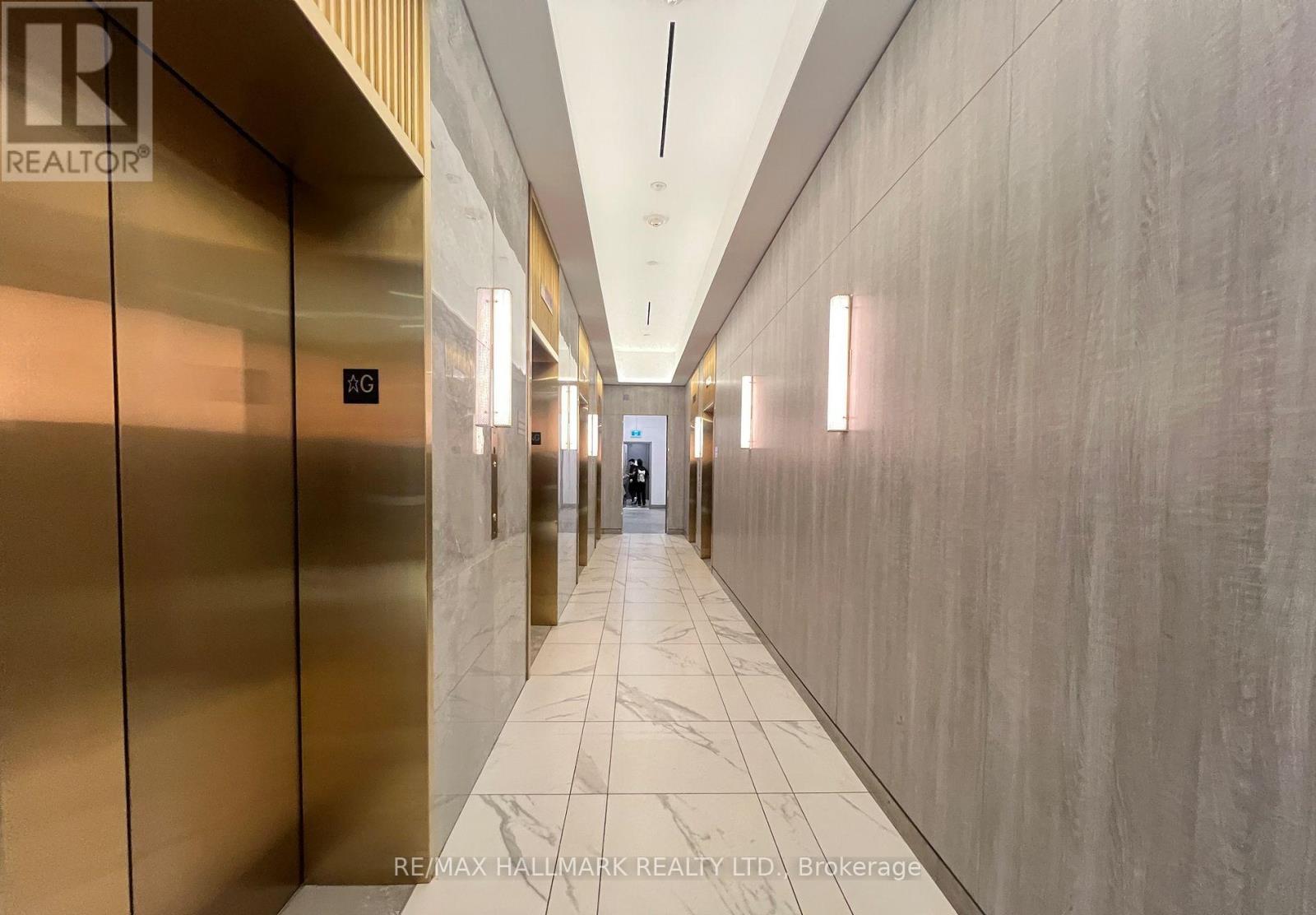 4009 - 5 Buttermill Avenue, Vaughan, Ontario L4K 0J5 - Photo 3 - N12549914