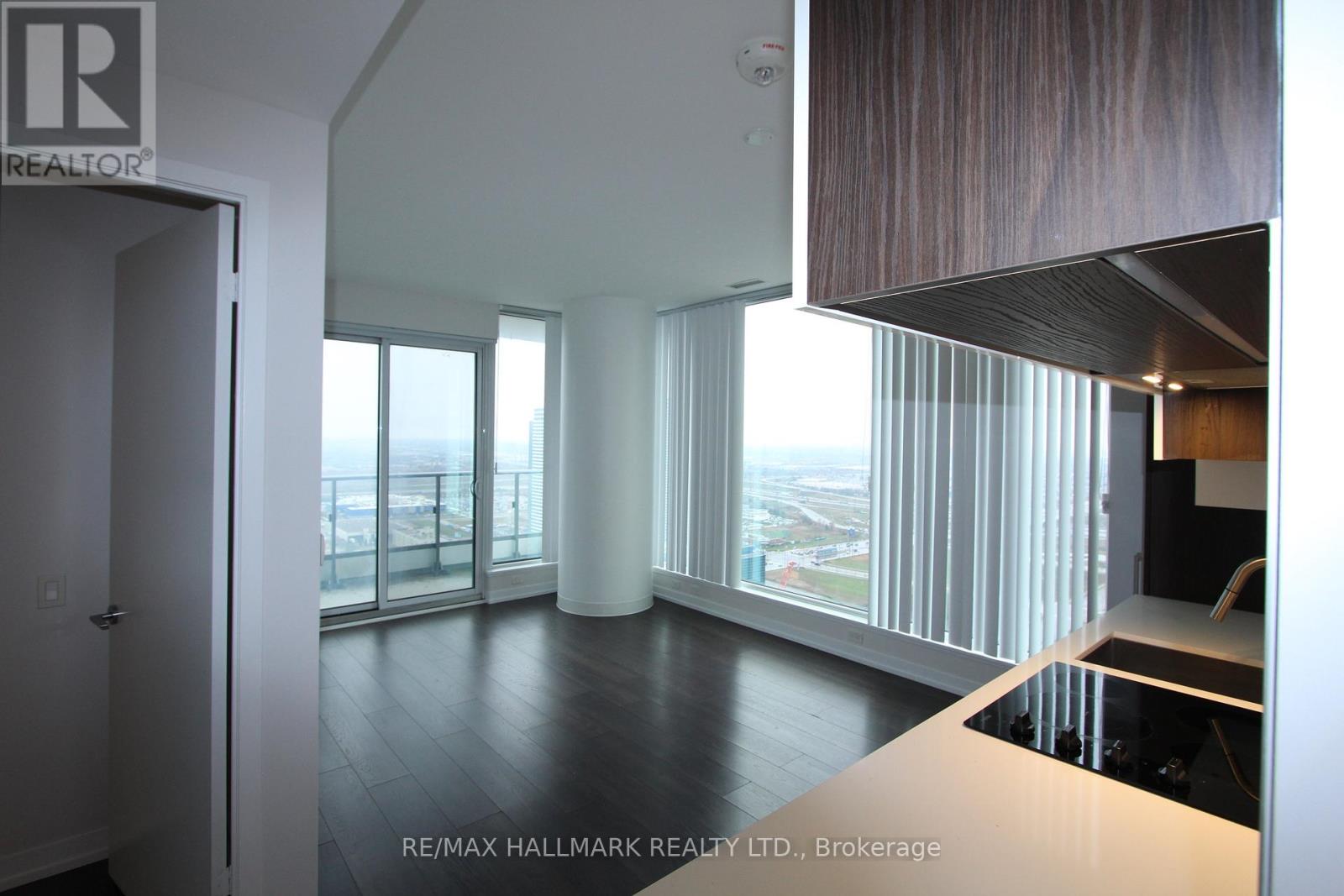 4009 - 5 Buttermill Avenue, Vaughan, Ontario L4K 0J5 - Photo 6 - N12549914