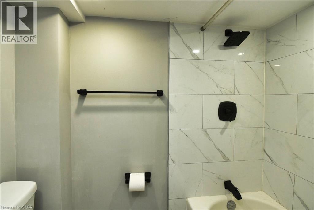 339 Melvin Avenue, Hamilton, Ontario L8H 2K6 - Photo 27 - 40745934