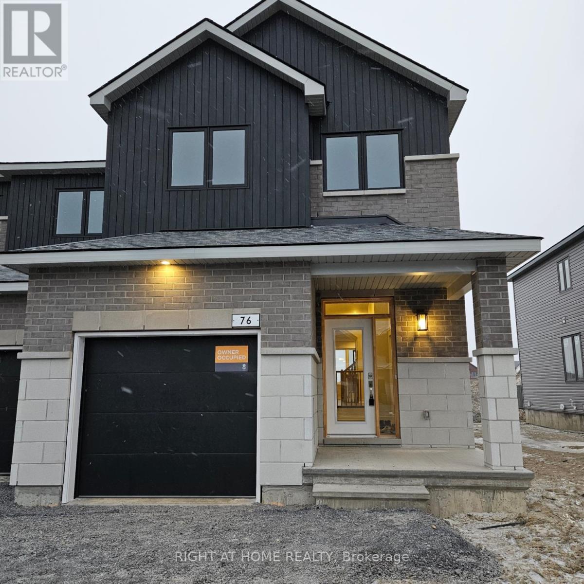 76 RICHELIEU STREET, Russell, Ontario