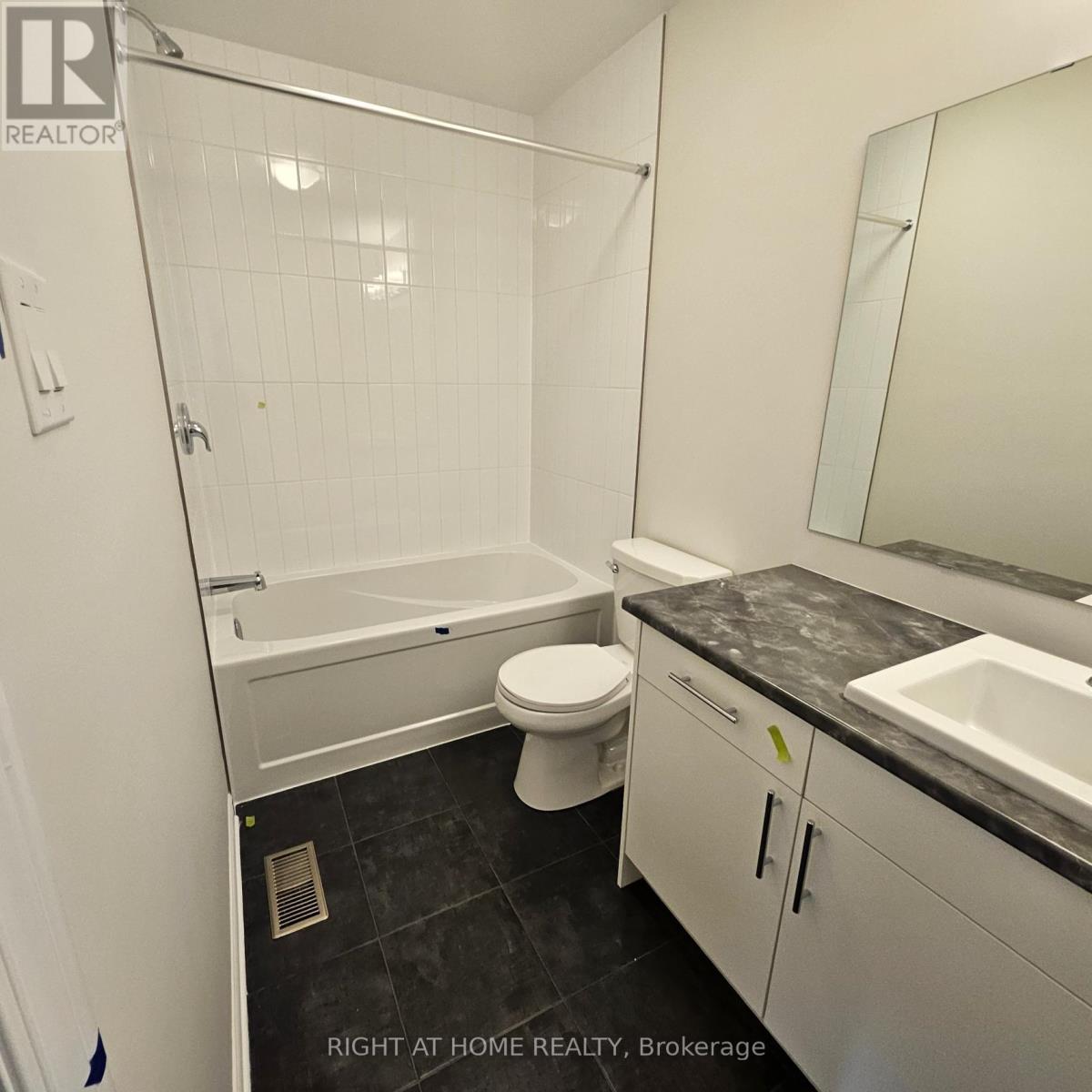 76 Richelieu Street, Russell, Ontario K0A 1W0 - Photo 7 - X12549924