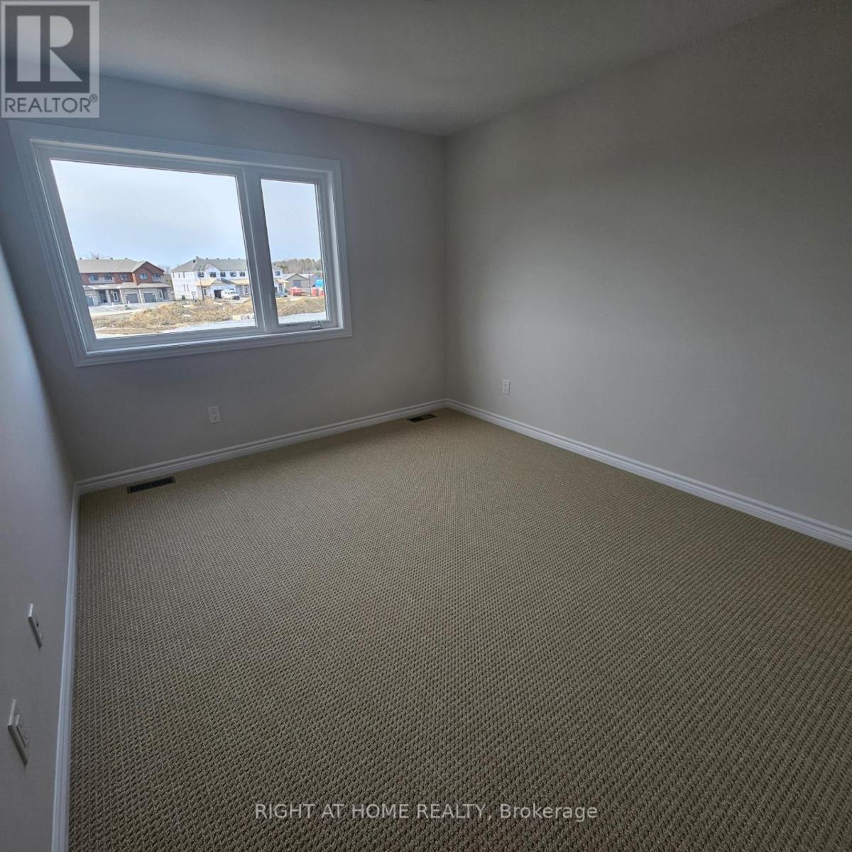 76 Richelieu Street, Russell, Ontario K0A 1W0 - Photo 6 - X12549924