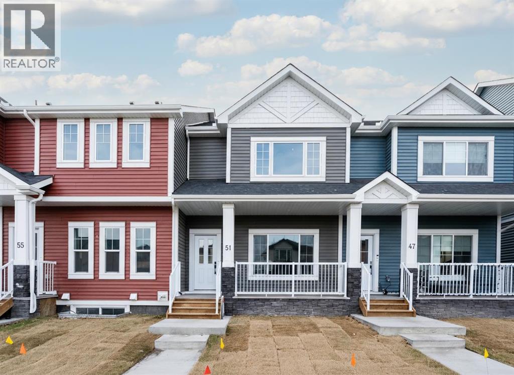 51 Baysprings Terrace Sw, Airdrie, Alberta  T4B 4A7 - Photo 1 - A2266125