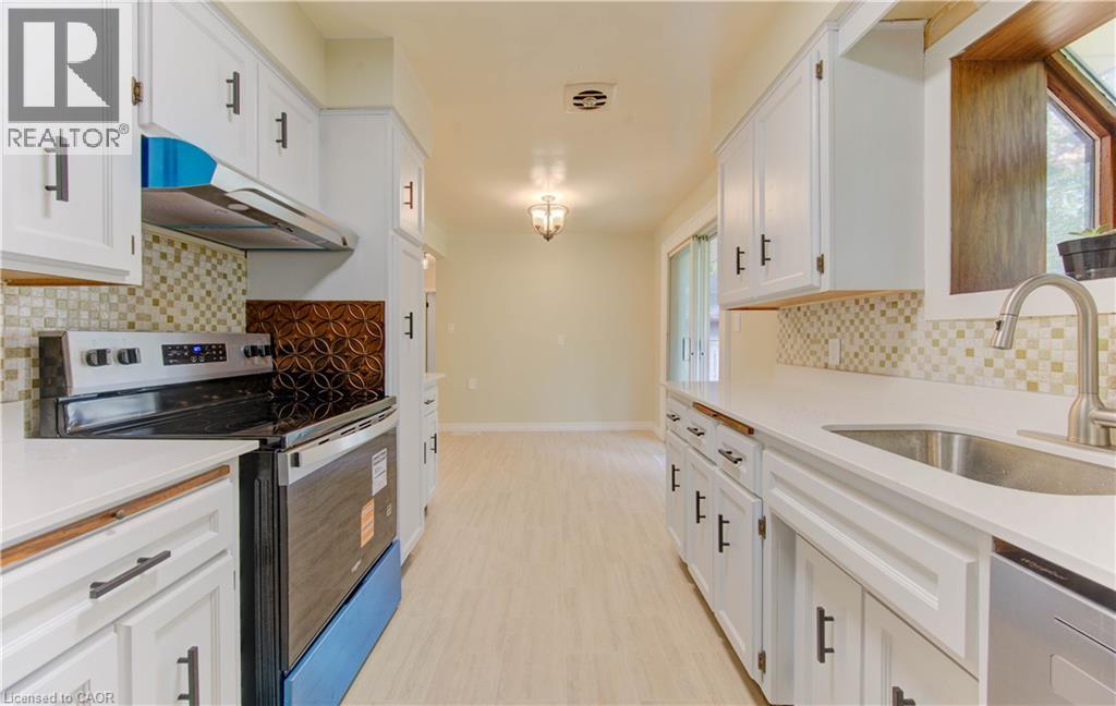 88 Ellis Crescent S, Waterloo, Ontario N2J 2B8 - Photo 16 - 40781001