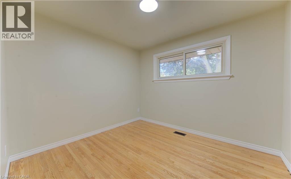 88 Ellis Crescent S, Waterloo, Ontario N2J 2B8 - Photo 33 - 40781001