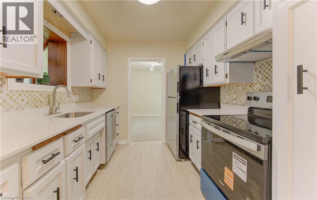 88 Ellis Crescent S, Waterloo, Ontario N2J 2B8 - Photo 15 - 40781001