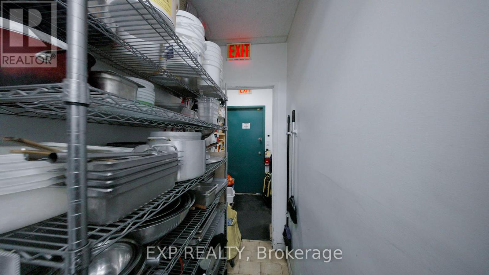 4 - 146 Citation Drive, Vaughan, Ontario L4K 2S8 - Photo 10 - N12549918