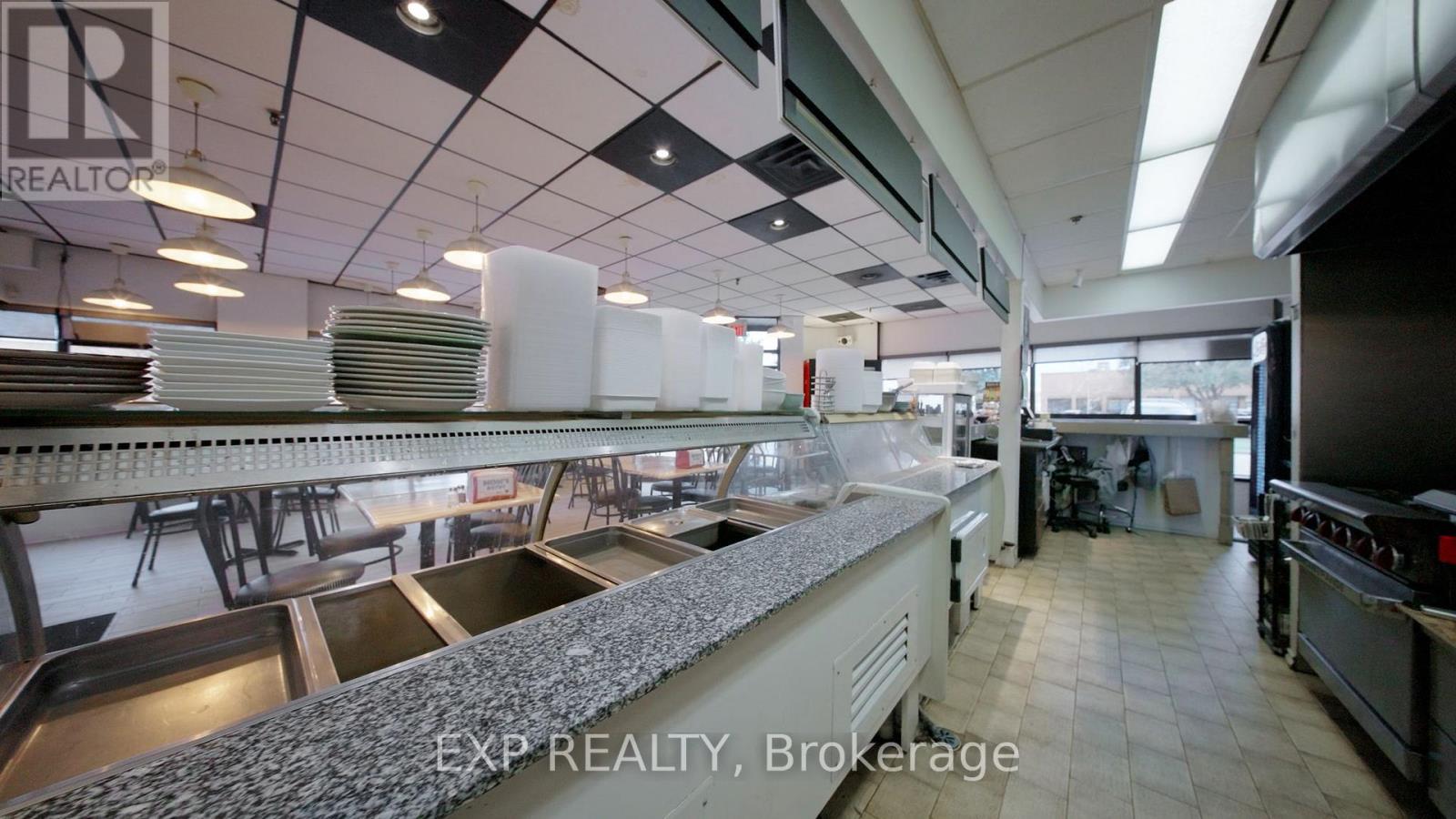 4 - 146 Citation Drive, Vaughan, Ontario L4K 2S8 - Photo 13 - N12549918